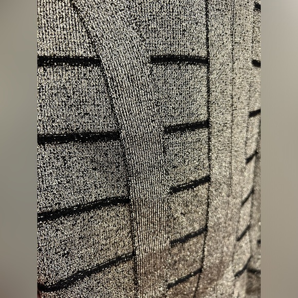 Guess Silver bandage bodycon dress size XS - Picture 6 of 6